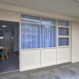 Glenelg Oasis , Adelaide Australia