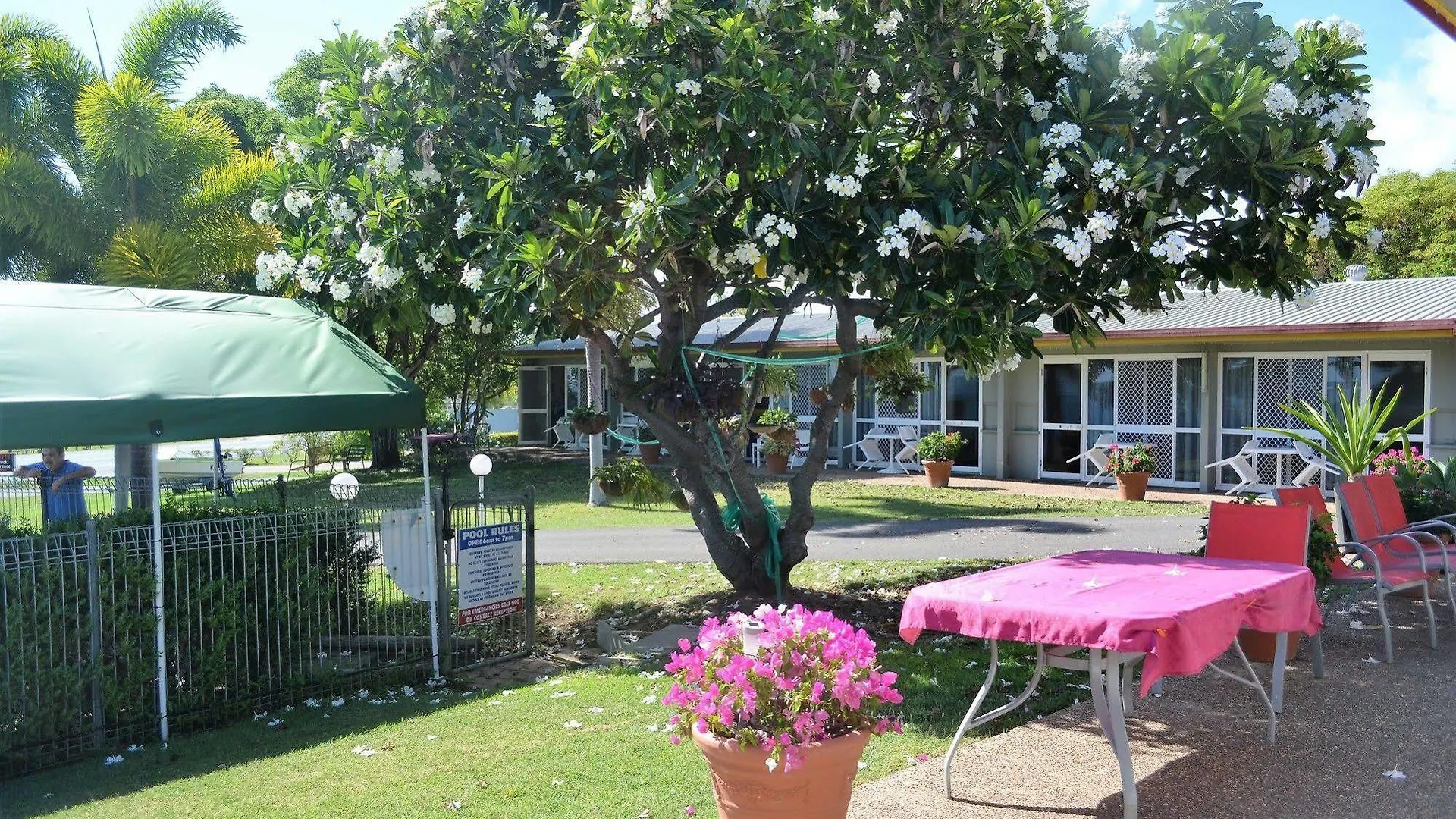 Ocean View Motel Bowen